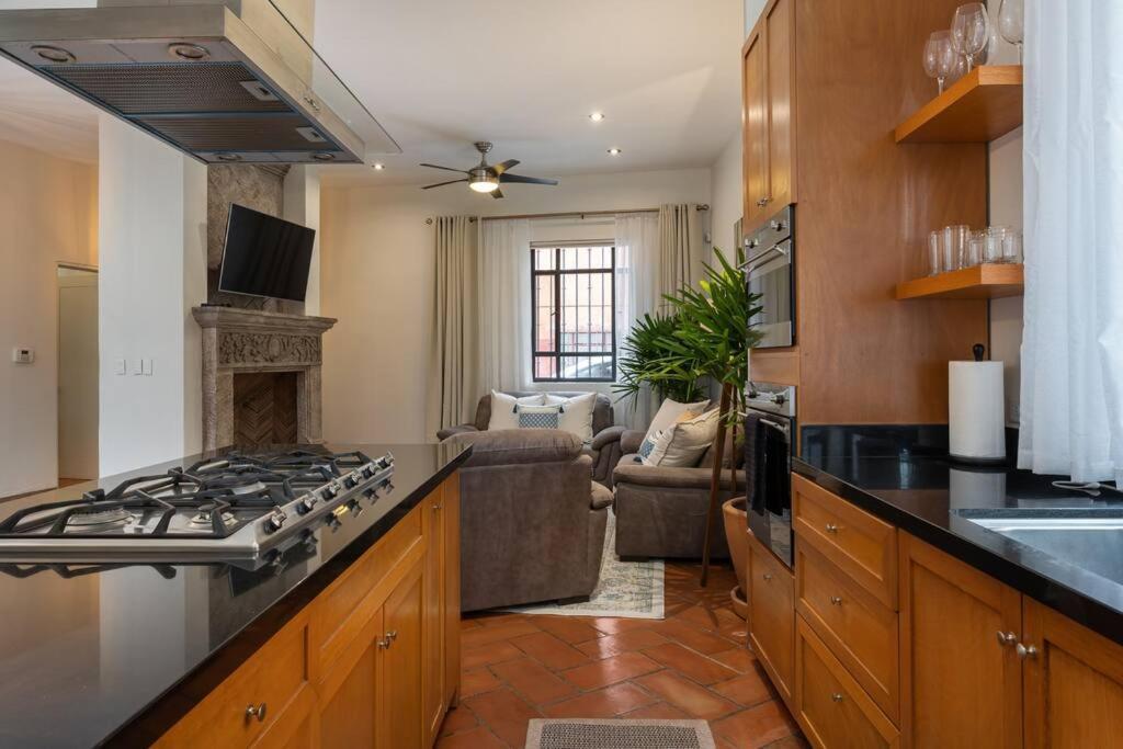 Elegant 3Br Home With Rooftop & Grill In Centro San Miguel Сан-Міґель-де-Альєнде Екстер'єр фото